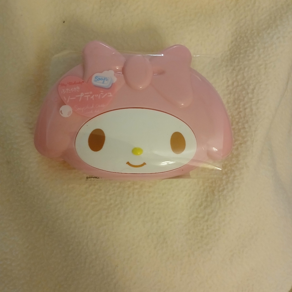 My sweet Melody soap dish.